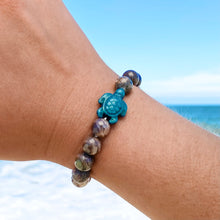 Load image into Gallery viewer, Agate Bead Sea Turtle Bracelet
