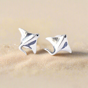 .925 Vintage Sterling Silver Manta Ray Studs