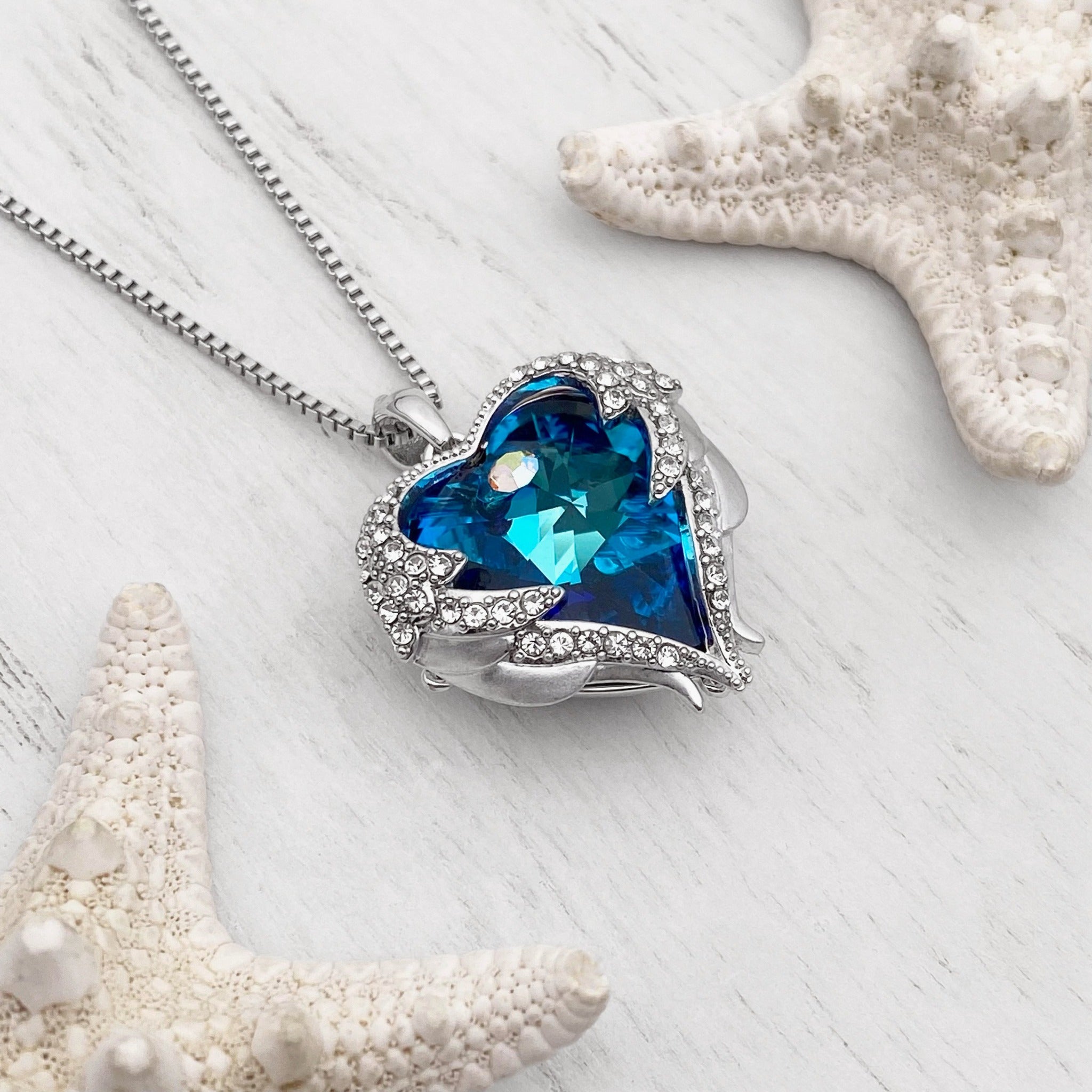 Ocean Heart Necklace – GoBeachy